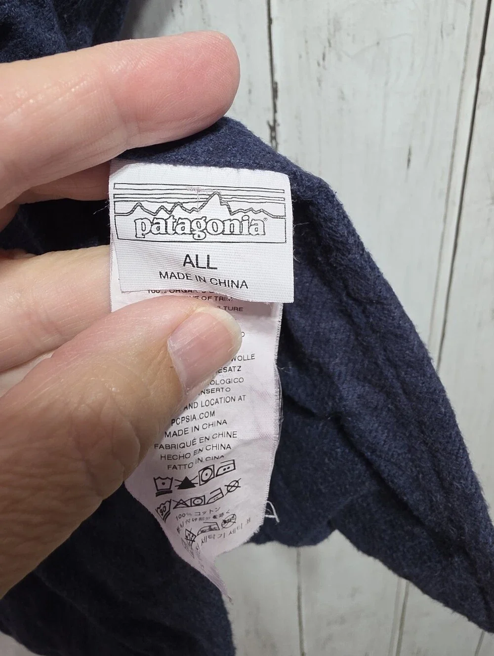 Patagonia Fjord Flannel Patchwork Scarf - Navy Blue 100% Organic Cotton One Size